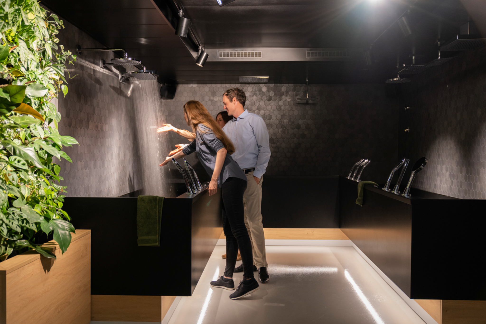 dusche-testen-showroom-schweiz-badezimmer.jpg.png